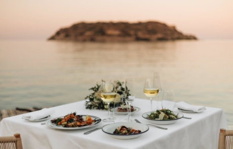 1290 – LEAGUE TRAVELS_Private Dining at the Beach